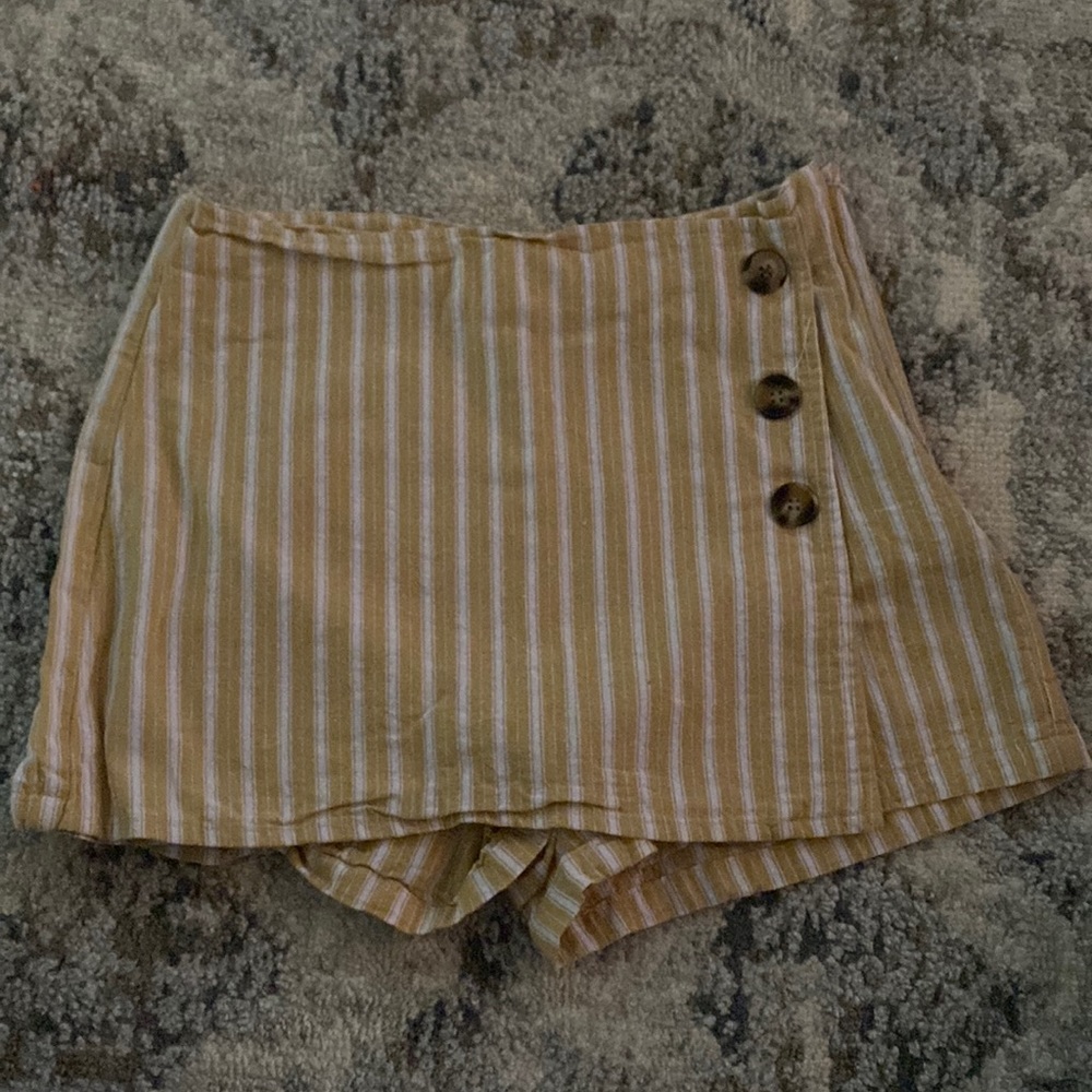 Yellow & white striped skort
